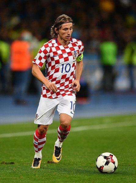 官方：22岁墨西哥中场纳赫拉租借加盟马竞，将先效力于B队